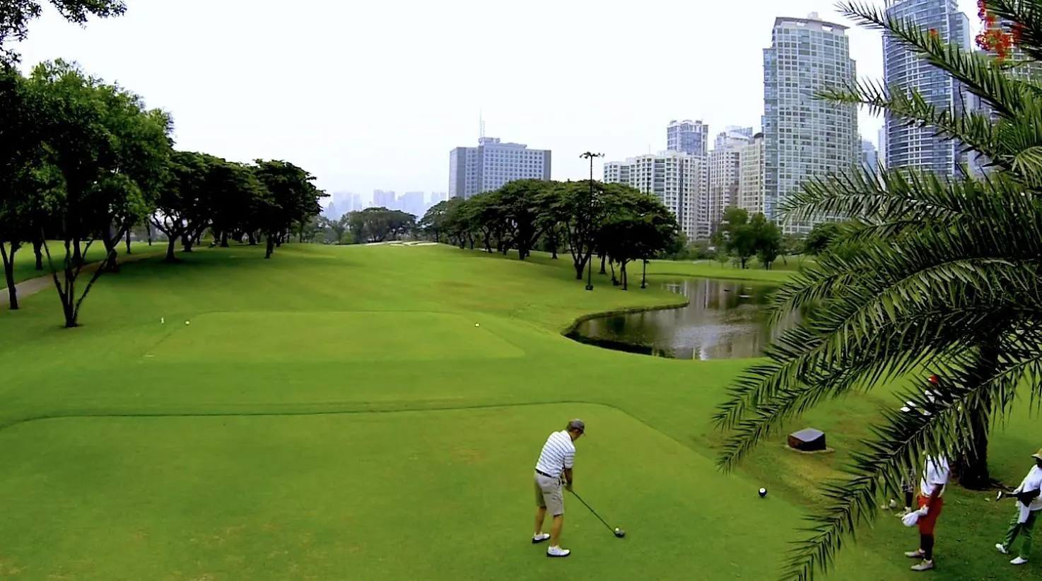 Luxury Apartment With Pa, Skyline View & Top Amenities Manila